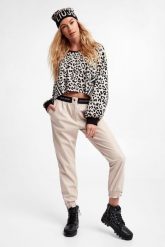 Spodnie LIU JO SPORT. Legginsy damskie Liu Jo Sport, l, bez wzorów. W wyprzedaży za 402.57 zł.