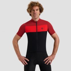 Koszulka rowerowa męska Rogelli Core Block. Czarne buty sportowe męskie Rogelli, m, bez wzorów, bez kołnierzyka, bez ramiączek, rowerowe. W wyprzedaży za 160.00 zł.