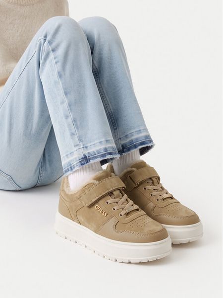 Guess Sneakersy EO-V9-27007L Beżowy. Brązowe buty sportowe dziewczęce Guess, z aplikacjami, bez zapięcia. Za 299.99 zł.