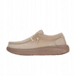 HEYDUDE Damskie Mokasyny Wendy Comf Suede. Brązowe mokasyny damskie Hey dude, z materiału. Za 419.00 zł.