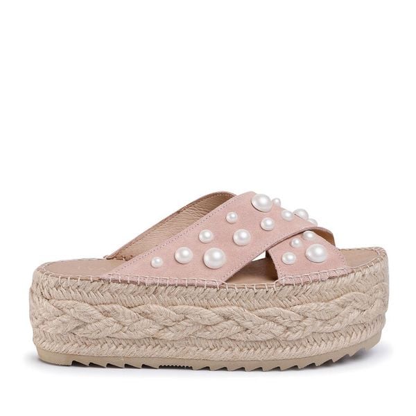 Klapki Eva Minge. Czerwone espadryle damskie Eva Minge, bez wzorów, bez obcasa, bez zapięcia. Za 426.99 zł.