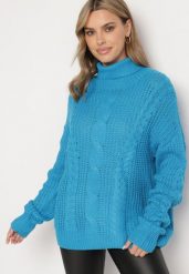 Niebieski Golf z Wiskozą o Kroju Oversize z Tłoczonym Wzorem Rivlemi. Niebieskie swetry damskie Born2be, m, bez wzorów, z materiału, biznesowe, bez kołnierzyka, bez ramiączek, długie, bez kaptura. Za 84.99 zł.