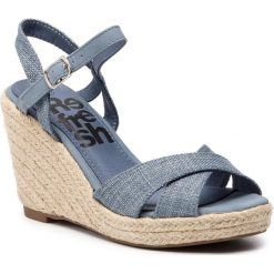 Espadryle REFRESH - 69710 Jeans. Niebieskie klapki damskie Refresh, bez wzorów, z jeansu, bez obcasa, na obcasie. W wyprzedaży za 149.00 zł.