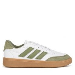 Sneakersy adidas. Białe trampki i tenisówki chłopięce Adidas, bez wzorów, bez zapięcia. Za 199.99 zł.
