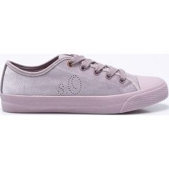 S. Oliver - Tenisówki. Szare trampki i tenisówki damskie S.Oliver, z gumy. W wyprzedaży za 139.90 zł.