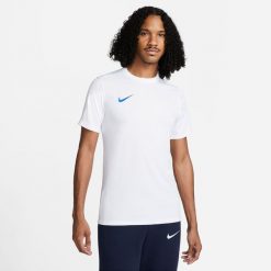 Koszulka treningowa męska Nike Nk Dri-fit Park Vii Jsy Ss. Białe koszulki sportowe męskie Nike, m, bez wzorów, bez kołnierzyka, bez ramiączek, do piłki nożnej, dri-fit (nike). Za 139.99 zł.