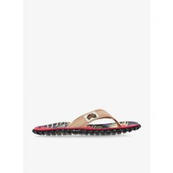Japonki męskie Gumbies Islander Canvas Flip-Flops. Brązowe klapki męskie Gumbies. Za 109.99 zł.