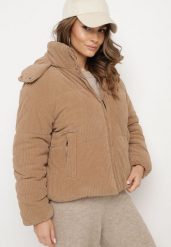 Brązowa Sztruksowa Kurtka Puchowa z Odpinanym Kapturem Sinitha. Brązowe kurtki damskie Born2be, l, bez wzorów, z jeansu. Za 189.99 zł.