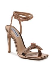 Steve Madden Sandały Unleash SM11002333-686 Złoty. Żółte klapki damskie Steve Madden, bez wzorów, z tworzywa sztucznego, bez obcasa, na szpilce, bez zapięcia. Za 499.99 zł.