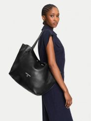 Patrizia Pepe Torebka 2B0130/L148 Czarny. Czarne torebki do ręki damskie Patrizia Pepe, bez wzorów, ze skóry, bez dodatków. Za 1,289.00 zł.