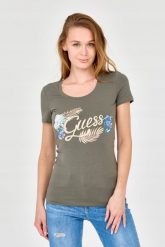GUESS Damski zielony t-shirt ze zdobionym logo. Zielone t-shirty damskie Guess, s, z aplikacjami, z bawełny, bez kołnierzyka. W wyprzedaży za 199.99 zł.
