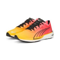 Buty do biegania dla kobiet Puma Liberate Nitro. Czerwone obuwie sportowe damskie Puma, bez wzorów, z gumy, do biegania. Za 490.00 zł.
