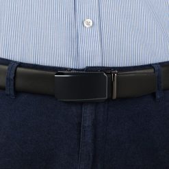 Pasek męski skórzany 3,5 cm klamra automatyczna Beltimore czarny 02-587 : Kolory - czarny, Rozmiar pasków - r.115-130 cm. Czarne paski damskie bez wzorów, ze skóry, wizytowe. Za 64.99 zł.