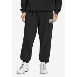 Spodnie dresowe męskie Prosto Flathead. Czarne szorty męskie Prosto., m, bez wzorów, z dresówki. W wyprzedaży za 222.99 zł.