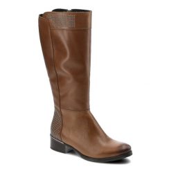 Brązowe Kozaki Simen Damskie Stylowe Buty Zimowe. Brązowe kozaki damskie Simen, ze skóry, bez obcasa, na obcasie. Za 309.00 zł.