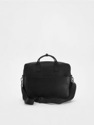 Torba aktówka na ramię - czarny. Czarne torby na ramię męskie Reserved, bez wzorów, ze skóry, na ramię, małe. W wyprzedaży za 119.99 zł.