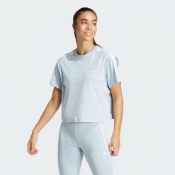 Koszulka damska adidas Essentials 3-Stripes. Białe obuwie sportowe damskie Adidas, bez wzorów, z jersey, na fitness i siłownię. Za 103.00 zł.