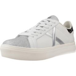 Buty MUNICH RETE SKY 73 Biały. Białe obuwie sportowe damskie munich, bez wzorów, ze skóry, na fitness i siłownię. Za 309.99 zł.