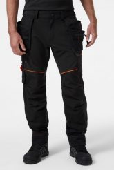 Helly Hansen Spodnie Robocze Helly Hansen Chelsea BRZ Black. Czarne spodnie sportowe męskie Helly Hansen, m, bez wzorów. Za 541.42 zł.