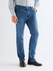 MĘSKIE SPODNIE WRANGLER GREENSBORO MID VISUAL 112378816. Spodnie materiałowe męskie Wrangler, l, bez wzorów, z jeansu. Za 219.99 zł.