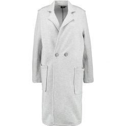Onepiece CHALLENGE Płaszcz wełniany /Płaszcz klasyczny grey mel. Płaszcze męskie Onepiece, z bawełny, klasyczne. W wyprzedaży za 349.30 zł.