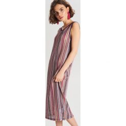 Sukienka midi w paski - Wielobarwny. Sukienki damskie marki Cropp. Za 59.99 zł.