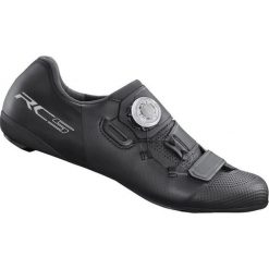 Rower szosowy - damskie buty rowerowe SH-RC502, czarne. Czarne obuwie sportowe damskie Shimano, bez wzorów, z nylonu, rowerowe. Za 638.25 zł.