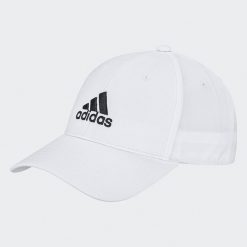 Czapka z daszkiem adidas. Białe czapki i kapelusze damskie Adidas, bez wzorów, sportowe. Za 65.99 zł.