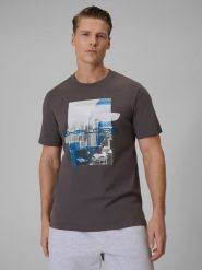 4F Чоловічий t-shirt regular з принтом - сірий XL. T-shirty męskie 4f, xl, bez wzorów, bez kołnierzyka. W wyprzedaży za 459.90 zł.