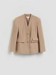 Marynarka z poduszkami na ramionach - beżowy. Brązowe żakiety damskie Reserved, l, bez wzorów, z tkaniny. Za 359.99 zł.