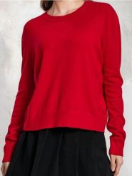 Sweter z okrągłym dekoltem - czerwony. Czerwone swetry damskie Sinsay, l, bez wzorów, bez kołnierzyka, bez ramiączek, bez kaptura. Za 39.99 zł.