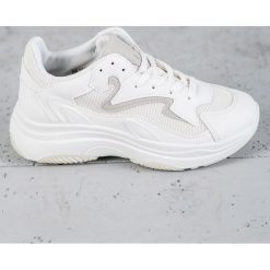 SHELOVET białe Sportowe Sneakersy. Białe trampki i tenisówki damskie SHELOVET, bez wzorów, sportowe, bez zapięcia. W wyprzedaży za 79.00 zł.
