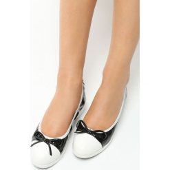 Czarne Balerinki Melton. Baleriny damskie marki Born2be. Za 29.99 zł.