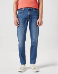 MESKIE SPODNIE WRANGLER RIVER SEEING DOUBLE 112352672. Jeansy męskie Wrangler. Za 219.99 zł.
