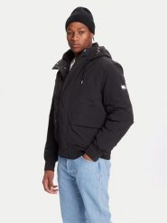 Tommy Jeans Kurtka zimowa DM0DM22032 Czarny Regular Fit. Czarne kurtki męskie Tommy Jeans, na zimę, m, bez wzorów, z jeansu, bez kaptura. Za 1,099.00 zł.