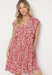 Czerwona Bawełniana Sukienka o Rozkloszowanym Kroju Oversize Liravina. Czerwone sukienki damskie Born2be, na lato, l, bez wzorów, z bawełny, klasyczne, bez kołnierzyka, bez ramiączek, midi, oversize. Za 49.99 zł.