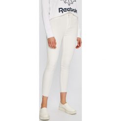Morgan - Jeansy. Jeansy damskie marki Morgan. W wyprzedaży za 139.90 zł.