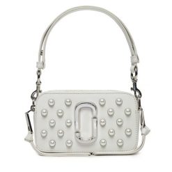 Torebka Marc Jacobs. Białe torebki do ręki damskie Marc Jacobs, bez wzorów, bez dodatków. Za 1,719.00 zł.