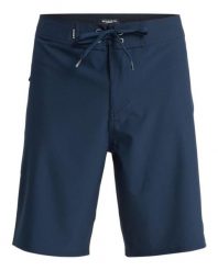 Spodenki boardshort dla Mężczyzn SURFSILK KAIMANA 20". Czarne kąpielówki męskie Quiksilver, m, bez wzorów, z elastanu, do pływania. Za 219.99 zł.