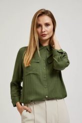 Koszula z kieszeniami i długimi rękawami khaki. Brązowe koszule damskie MOODO, bez wzorów, bez kołnierzyka. W wyprzedaży za 47.99 zł.