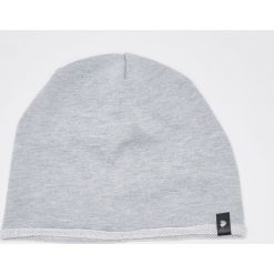 Czapka - Jasny szar. Szare czapki i kapelusze damskie Sinsay. Za 19.99 zł.