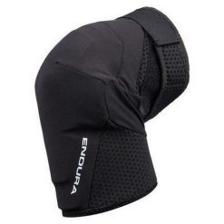 Ochraniacze rowerowe na kolana Endura Singletrack Knee Pads black. Czarne czapki i kapelusze damskie ENDURA, bez wzorów, sportowe. Za 309.99 zł.