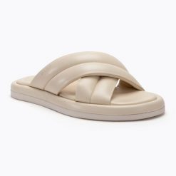 Klapki damskie GANT Clareha. Brązowe klapki damskie GANT, bez wzorów, z materiału, eleganckie, bez obcasa. Za 529.99 zł.
