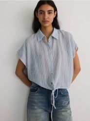 Bawełniana koszula kimono - wielobarwny. Koszule damskie Reserved, l, bez wzorów, z bawełny, bez kołnierzyka, bez ramiączek. W wyprzedaży za 59.99 zł.