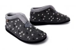 MANITU 340009-91 gris 1, kapcie damskie. Szare kapcie damskie Manitu, bez wzorów, z polaru. Za 169.90 zł.