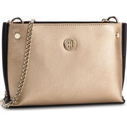 Torebka TOMMY HILFIGER - Tommy Chain Crossove AW0AW05812 904. Żółte torebki do ręki damskie Tommy Hilfiger, ze skóry ekologicznej. Za 549.00 zł.