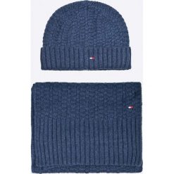 Tommy Hilfiger - Szalik + czapka. Szaliki męskie marki Tommy Hilfiger. W wyprzedaży za 229.90 zł.