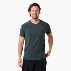 Koszulka treningowa męska Swedemount Core Training Tee szybkoschnąca. Niebieskie buty sportowe męskie SWEDEMOUNT, z syntetyku, bez zapięcia, do biegania. Za 57.00 zł.