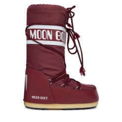 Śniegowce Moon Boot. Czerwone buty zimowe chłopięce Moon Boot, bez wzorów, z nylonu, bez zapięcia. Za 859.99 zł.