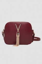 VALENTINO Bordowa torebka Divina Camera Bag. Czerwone kopertówki damskie Valentino by Mario Valentino, bez wzorów, eleganckie, bez dodatków. W wyprzedaży za 139.99 zł.